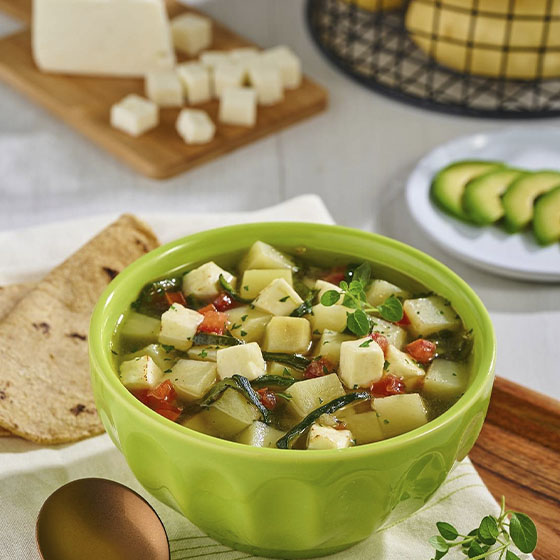 Caldo Queso y Papa Estilo Sonora